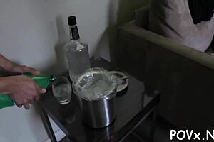 Nahé teen 18+ andělé v pornoprodukci