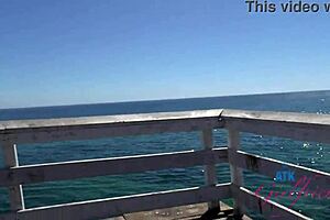 Holiday Group Bang With Summer Vixen: POV Pussy Licking Vs Hard Fucking