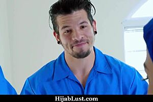 oh dang, i’m so hooked on this hijab teen 18+ showin’ her wild side with hijablust!