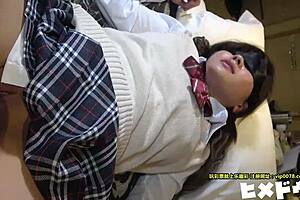 Slutty Asian Babe Gives Blowjob In Uniform