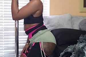 naejae just twerks her big ass and grinds her pussy on the pole, looking so sexy