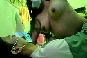 Latinská nevlastní matka kurva si užívá autentický anální sex s nevlastním synem s velkým ptákem v reálném POV