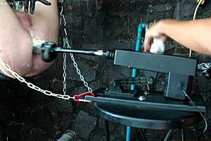 that sex machine in anime hentai, so intense! 😈