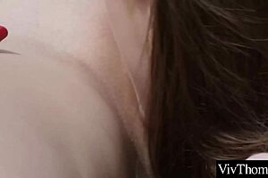 Redhead gives a passionate muff diving to her lover