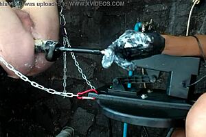 that sex machine in anime hentai, so intense! 😈