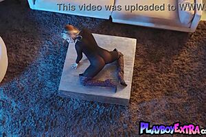 I'm anna claire clouds posing naked in long boots