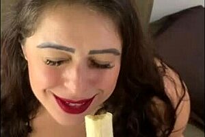 Amateur couple tries everything, ends with cum in mouth