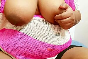 Sexy amateur babe with big tits and boobs