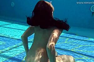 jessica adores the producer with her sexy look