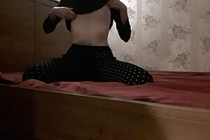 Tracy naghavi gives a gentle homemade blowjob and fuck on natural tits