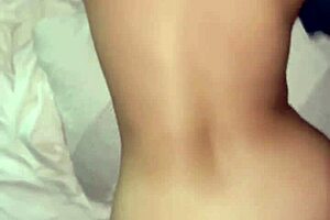 me gusta jugar con el pene duro de él... voy a extrañarlo mucho durante su viaje