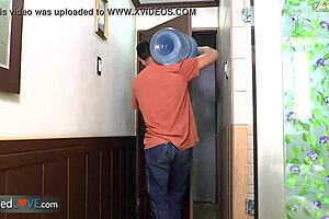 young guy gets blowjob from experienced mature lady