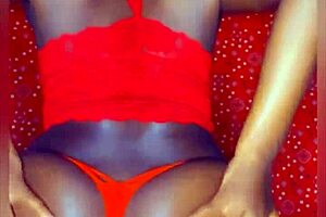 Sexy slim thick ebony queen shows her big ass nude