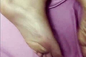 i tickled her feets then fucked this mature mexican lady and creampied her