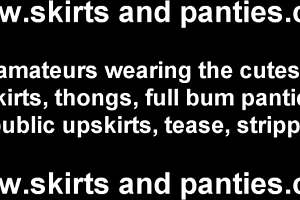 En pysty pitämään alushousuja piilossa tässä pienessä 18+ hameessa, paljastan ylösalaisin kiusoitteen