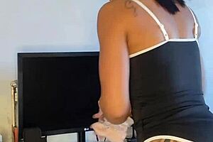 sexy tattooed brunette bitch solos in reality pornstar scene