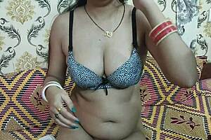 Indian Couple Celebrates Valentine with Dirty Talk and Footjob