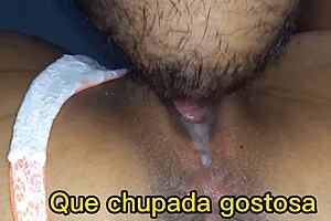 Chupada na buceta eu amo gozar na lingua vc me chuparia assim