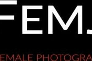 Skinny Babe Intensely Rubs Her Trimmed Pussy Outdoors After Reading