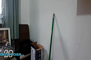 Safada Cumming On Cock In Group Action