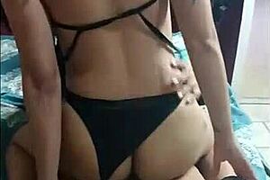 Whore gives divine oral before taking cock in pussy