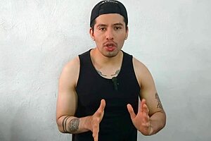 Wow, Convincing My Straight Married Coworker To Suck That 20cm Dick At Work!