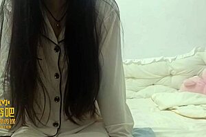 Stepdad Ike Spoils Stepdaughter Reyna Belle With Hardcore Affection