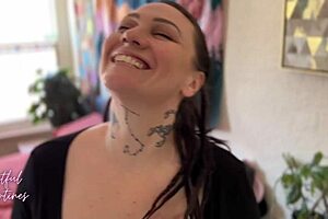 Wife's MILF friend seduces me for a wild encounter