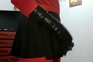 Gay crossdresser's sexy homemade video is must-watch