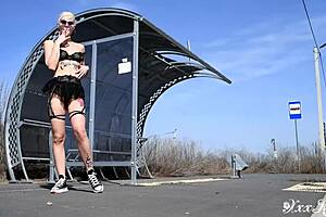 blonde bitch deepthroats outdoor for cum!