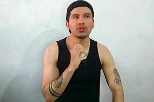 Wow, Convincing My Straight Married Coworker To Suck That 20cm Dick At Work!