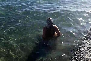 Can This Ultimate Bunny Help Me In The First Descendant's Full Fantasy World?