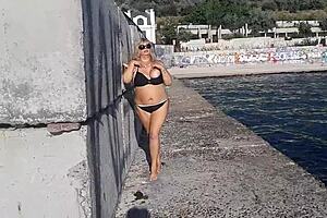 Can This Ultimate Bunny Help Me In The First Descendant's Full Fantasy World?