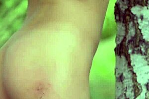 Stepsister accidentally sits on dick during family vacation