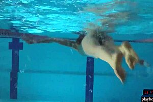 American Blonde Milf Carlye Denise Shows Big Ass And Tits