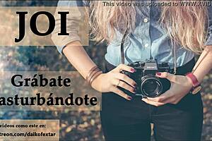 Femdom audio and camera role-play for ASMR enthusiasts