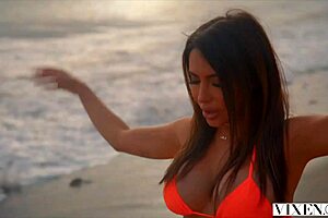 Hot massaging teen 18+ager blows big cock in threesome with cougar and handjob