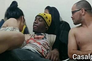 uma rapidinha no banheiro da emi rippi com jeferson dotado deu ruim