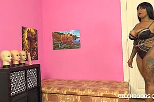 wow, such huge boobs on this bbw babe 😍