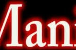 Makayla Cox licks pussy passionately!