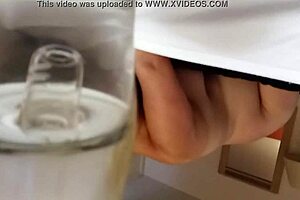 Fat DoorDash bitch fucks at Marriott