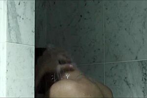 Watch Anna Rose getting her pussy fucked and licked in the bathroom on Sexart