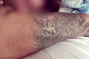 It was meant to be rubbing pussy on dick, but I can't stop 😏