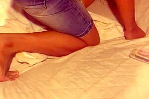 Massage Cho B� X� Xong Some In Hotel Voyeur Threesome!