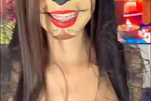 Karol Smith's hot scene with her ex-boyfriend in the living room