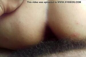 Girlfriend's asshole begs for penetration on squeaky bed