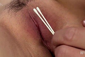 i'm watching uika hoshikawa and ayasa kisaki compete with their shaved pussies in the encyclopedia, it's so hot!