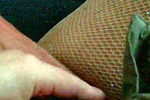 Peruvian Pornstar Provokes Uber Driver For Outdoor Pussy Play