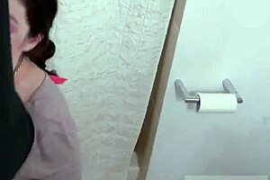 Blonde Teen 18+ Fucks Old Guy With Extreme Double Ass Fisting