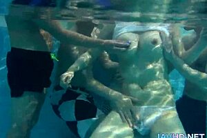 Amateur threesome with hardcore banging and more